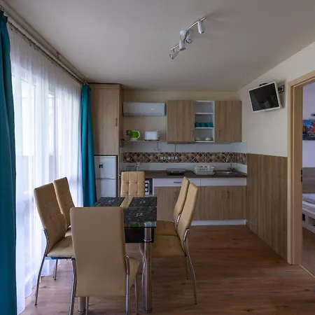 Pajer Plazs & Apartment